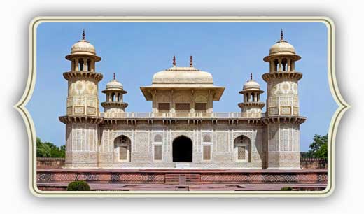 Visitare Taj Mahal Viaggio India